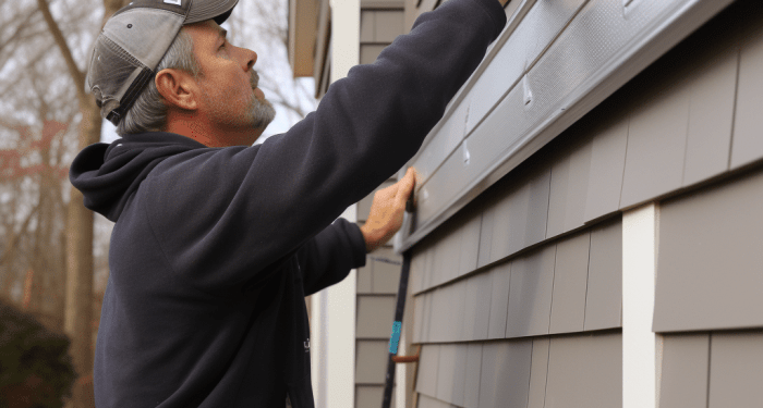 5 Benefits of Working With a Local Siding Contractor